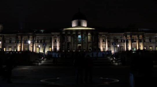 Under Scan in Trafalgar Square 