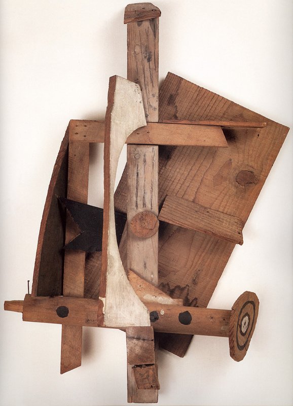 Pablo Picasso Mandolin and Clarinet 1913