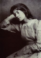 Edna Clarke Hall in 1895, photographed by Lizzie Caswall Smith