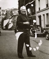 Calder with 21 feuilles blanches (1953)