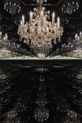 Yayoi Kusama  illusion room of infinite chandeliers