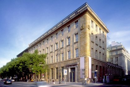 Deutsche Bank International Arts Partnership Tate