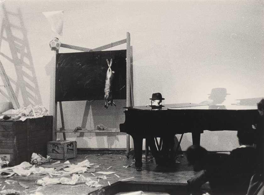 Fig.4 Joseph Beuys, Sinfonia siberiana, 1 ° movimento 1963